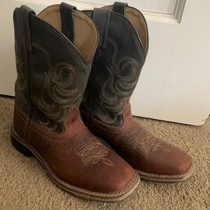 Cowboy boots size 3